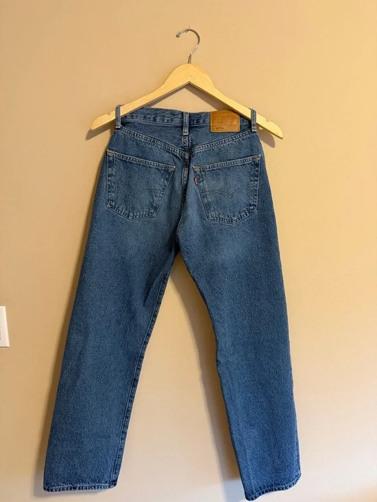 Levi’s 501 90’s Women’s Jeans Dark Wash - Picture 4 of 4